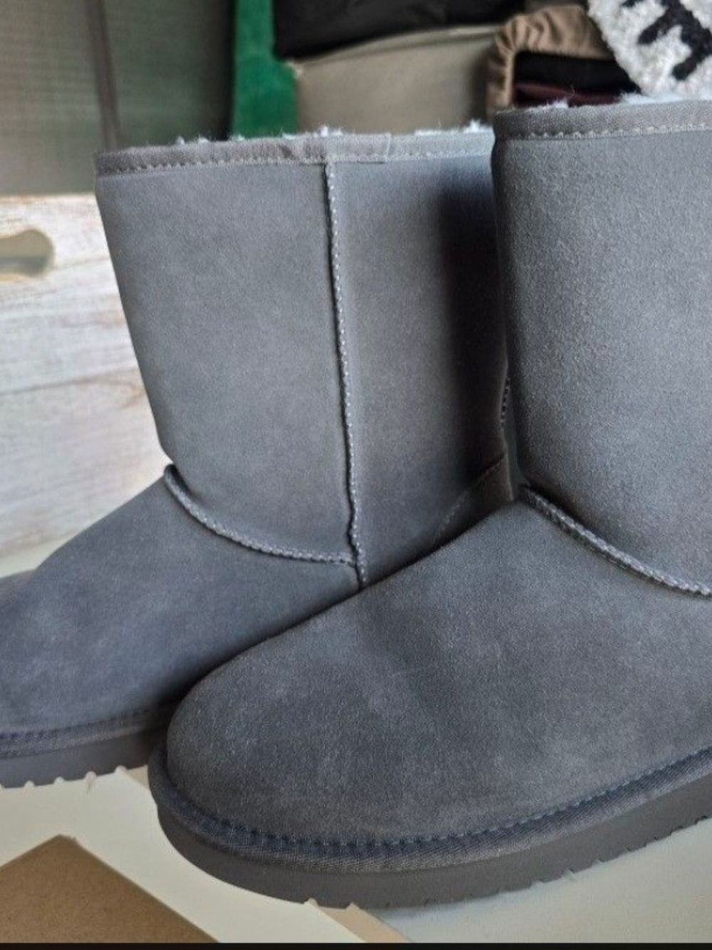 KOOLABURRA BY UGG, GREY, SIZE 10 - Picture 2 of 7